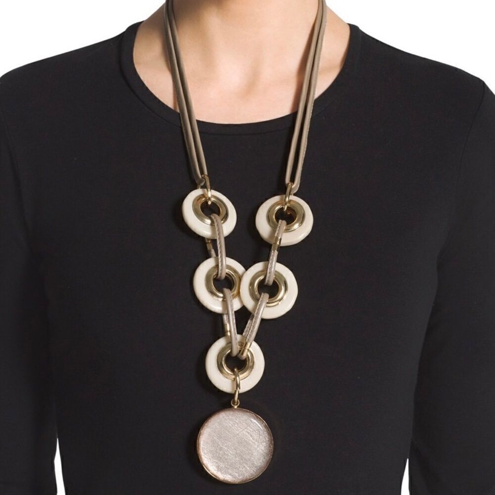 Chico’s Mandy Necklace 